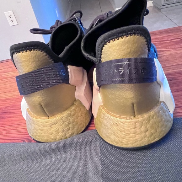 Adidas boost men’s sneakers. Like New - Picture 3 of 7